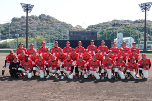 プロアマ対抗戦「高知ファイティングドッグス vs 四国銀行」